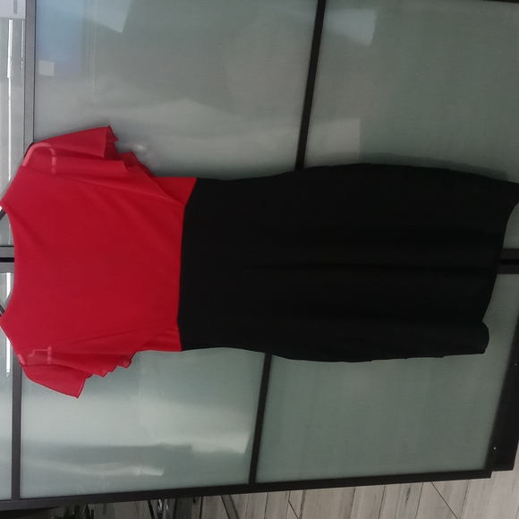 Red and Black Dress - Picture 2 of 3